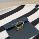 Luxe-Abstract-Gold-Ring